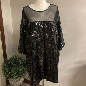 ROAMAN’S formal all over black sequins top / mesh neckline short sleeve PLUS 4X